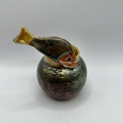 Vaso decorato con pesce