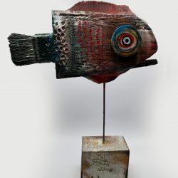 Statua Pesce Colorato in Legno